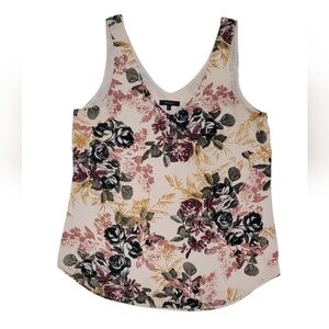 🤩4/$25 RW&CO Floral Sleeveless Top